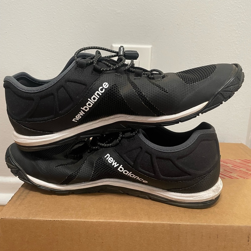 New balance minimus shoes